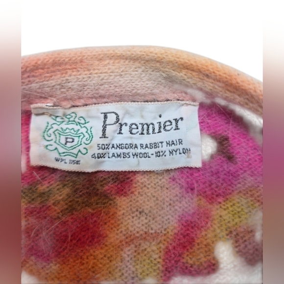 Vintage Premier Angora & Lambswool Floral Cardigan 1950s–1960s – Soft Fuzzy Knit - Picture 3 of 10